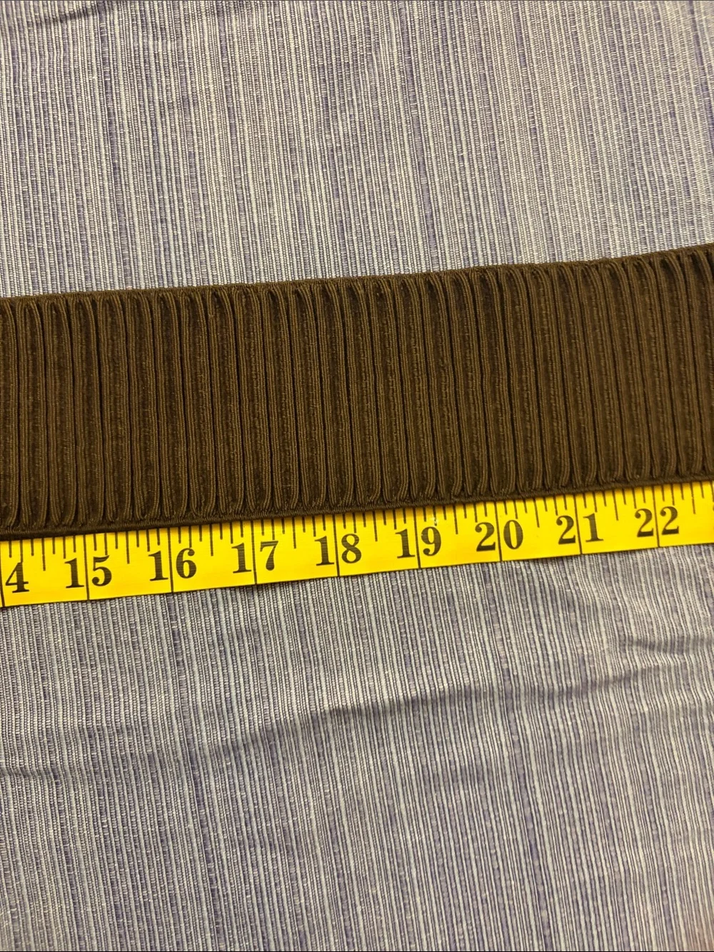 Women's Wide Elastic Belt with Gold Toggle Hardware - Brown